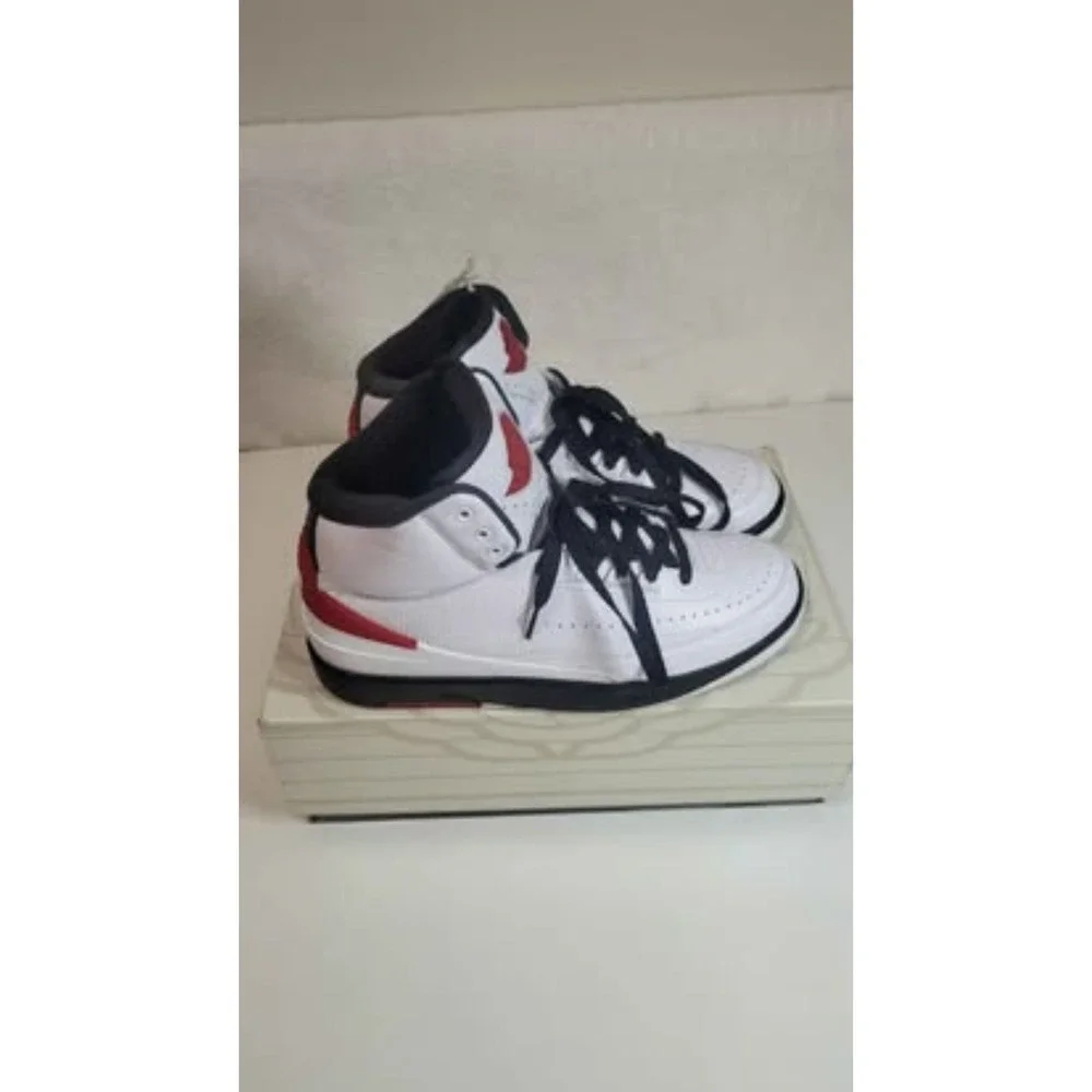 Nike Air Jordan 2 Retro White Varsity Red Black DX2454-106 Mens Size 8.5